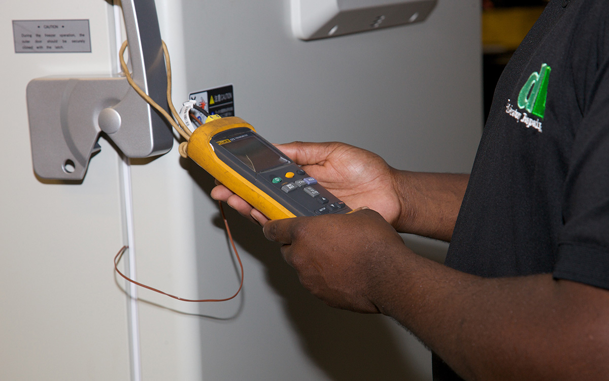 DL Repair tech validating ultility