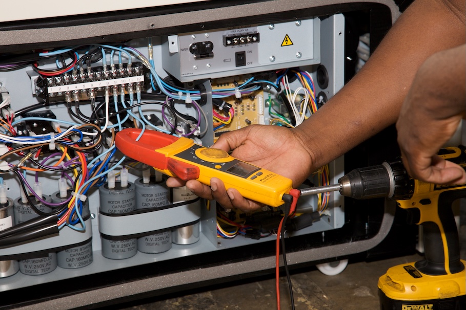 DL Repair tech validating ultility